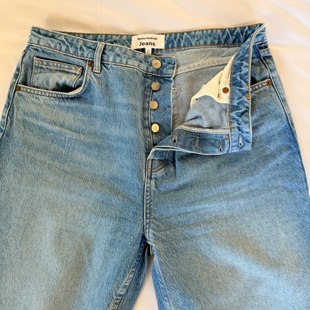 Reformation Cynthia High Rise Straight Leg Jeans Size 31 Long Button Fly Denim - Picture 4 of 6